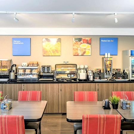 Comfort Inn South Shore Boucherville Bagian luar foto
