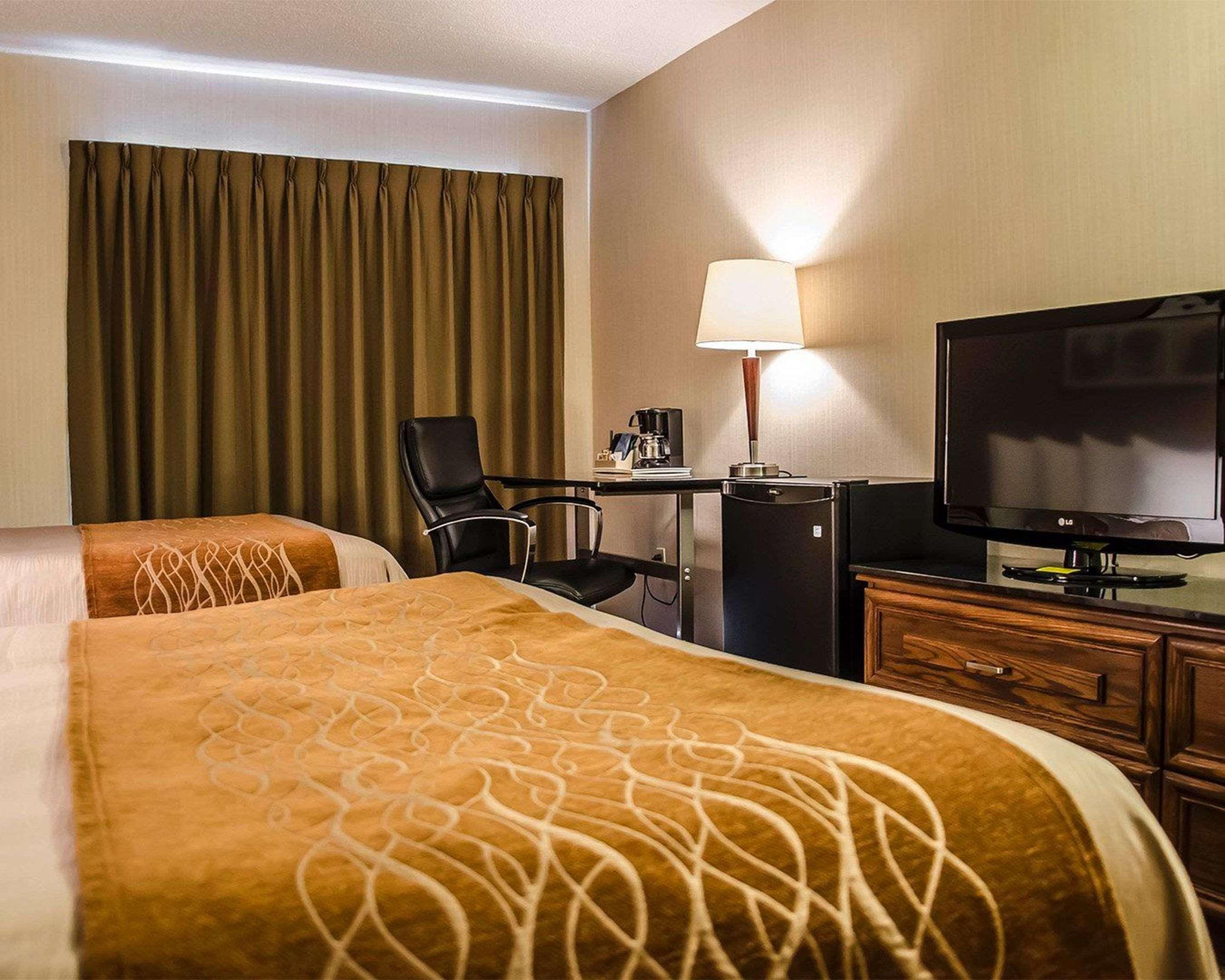 Comfort Inn South Shore Boucherville Bagian luar foto