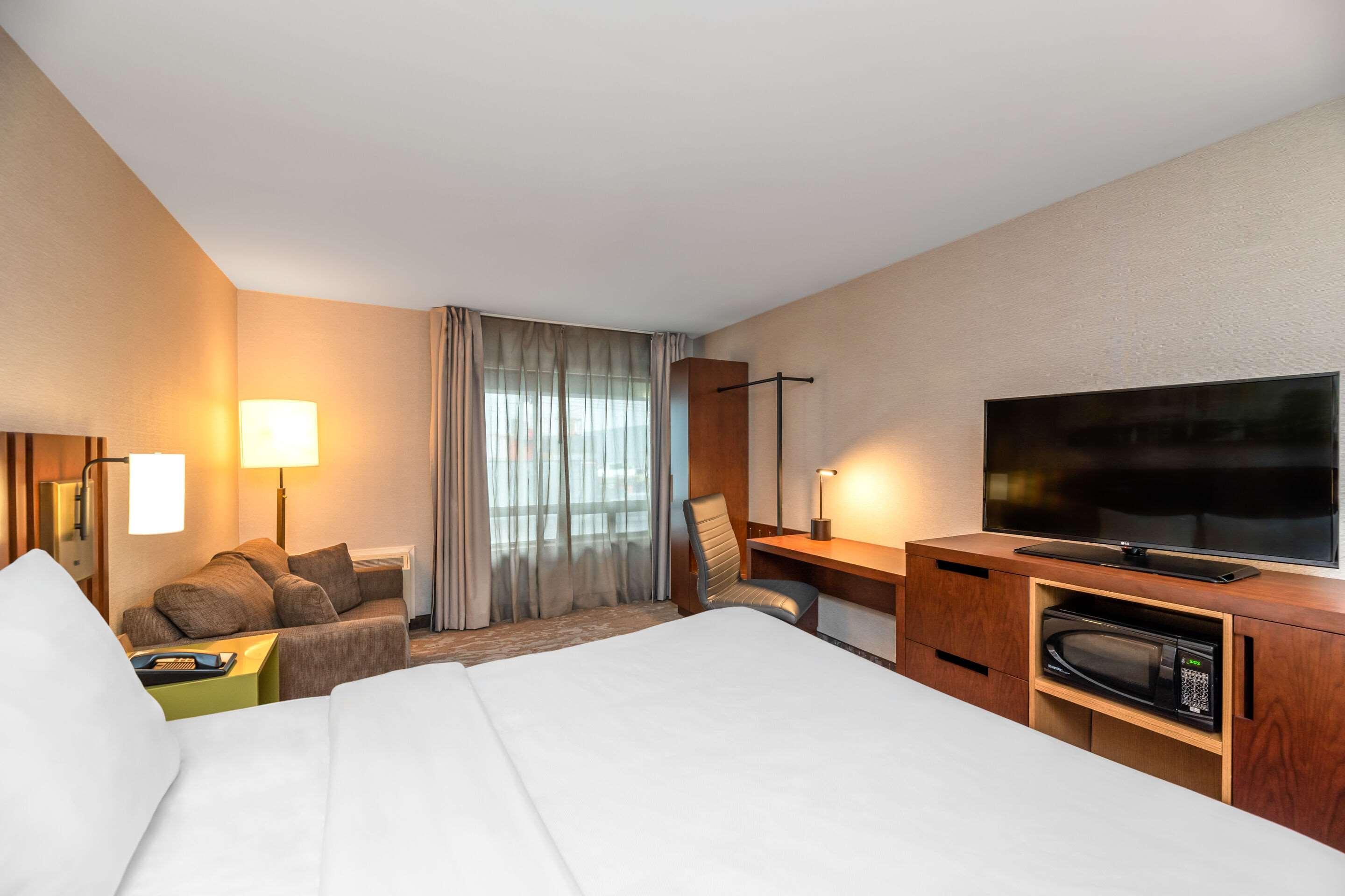 Comfort Inn South Shore Boucherville Bagian luar foto