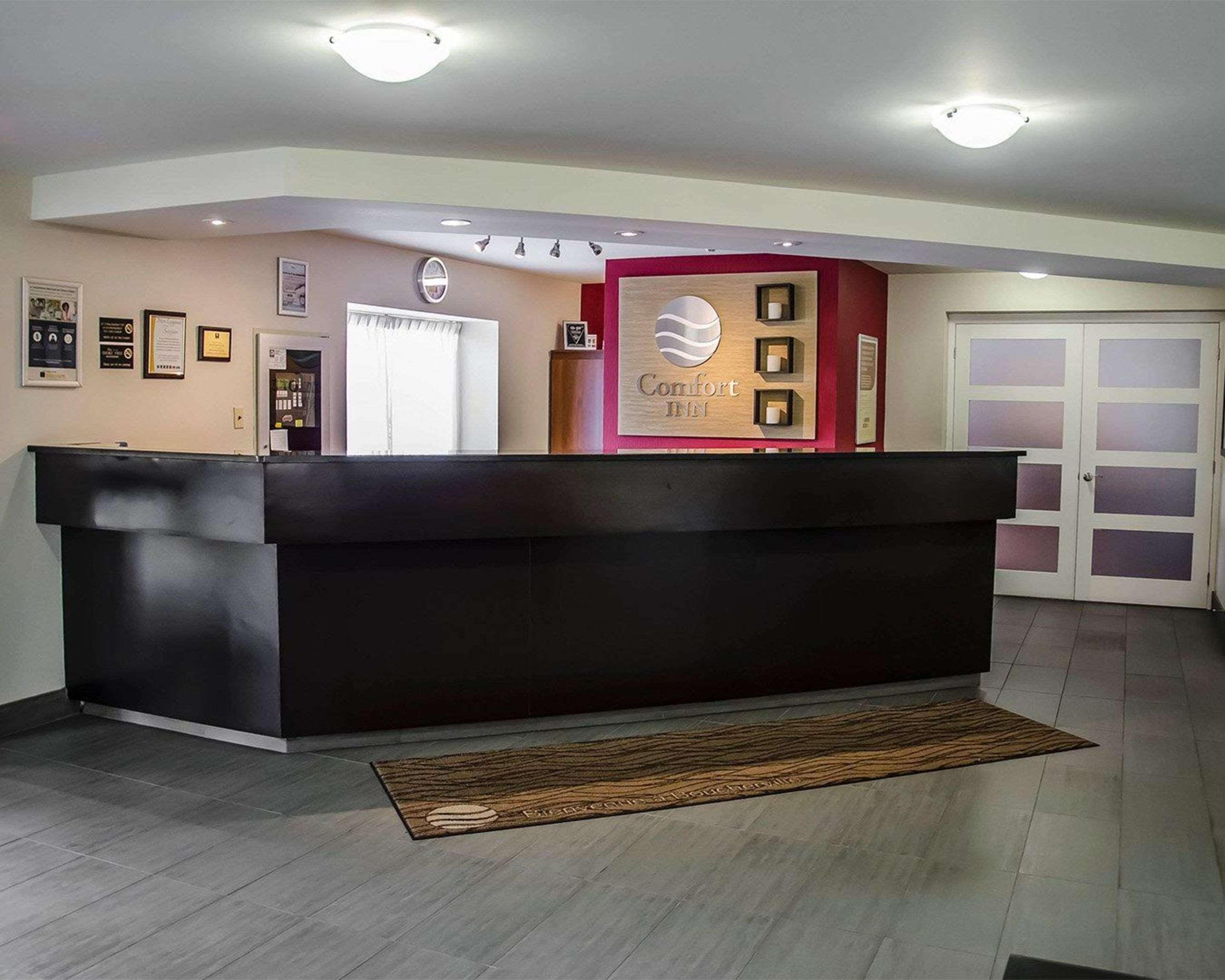 Comfort Inn South Shore Boucherville Bagian luar foto