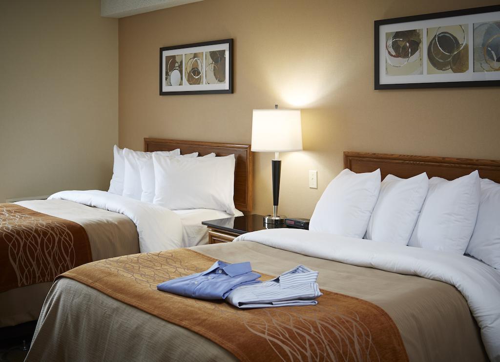 Comfort Inn South Shore Boucherville Bagian luar foto