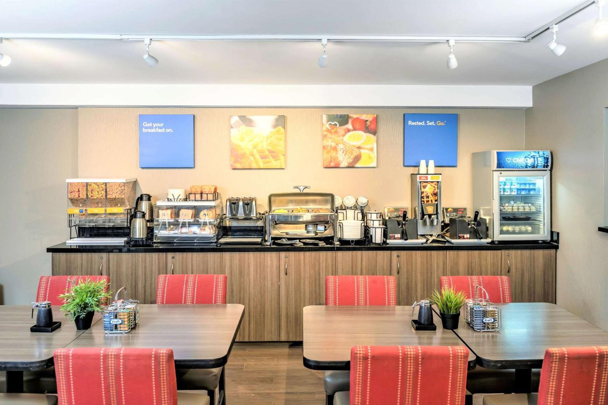 Comfort Inn South Shore Boucherville Bagian luar foto
