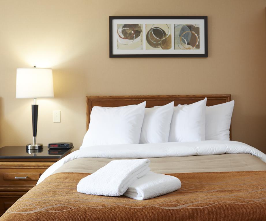 Comfort Inn South Shore Boucherville Bagian luar foto