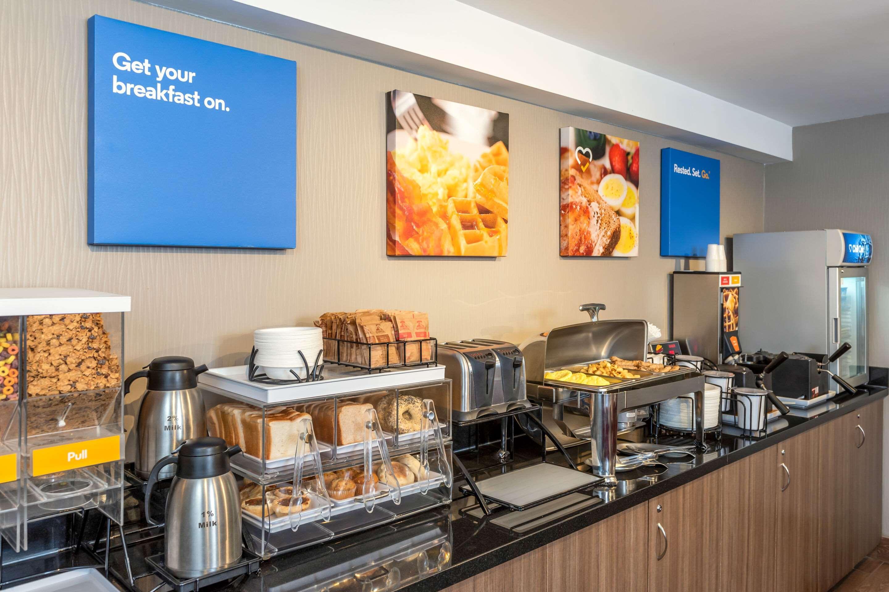 Comfort Inn South Shore Boucherville Bagian luar foto